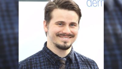 Jason Ritter Stars In Kevin (Probably) Saves The World!