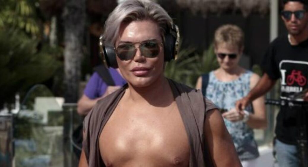 Human Ken Doll Rodrigo Alves Displays His Abs Of Plastic!