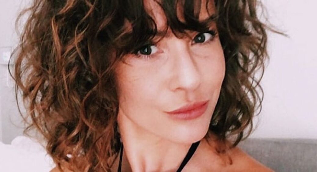 Linsey Godfrey Pays Tribute To Caroline and Talks Days of Our Lives