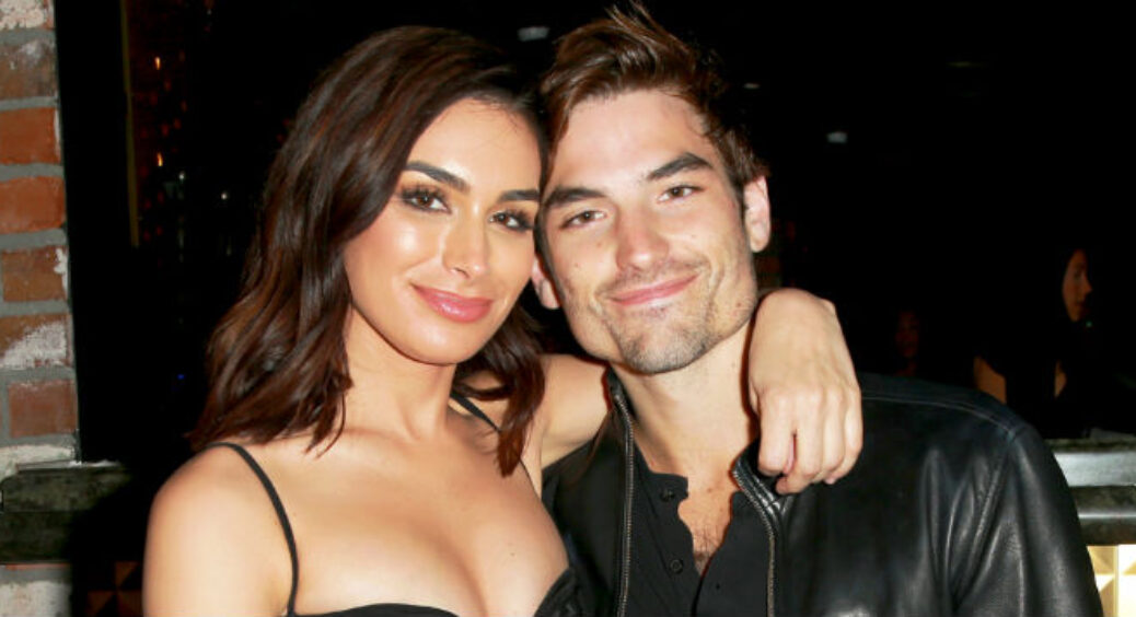 Ashley Iaconetti & Jared Haibon Just Revealed Who From Bachelor Nation Be Officiating Their Wedding!