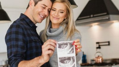 Arie Luyendyk Jr. & Lauren Burnham Revealing Baby’s Sex During Bachelor Premiere!