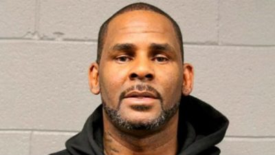 R. Kelly Pleads Not Guilty, And Leaves Jail After Posting Bond