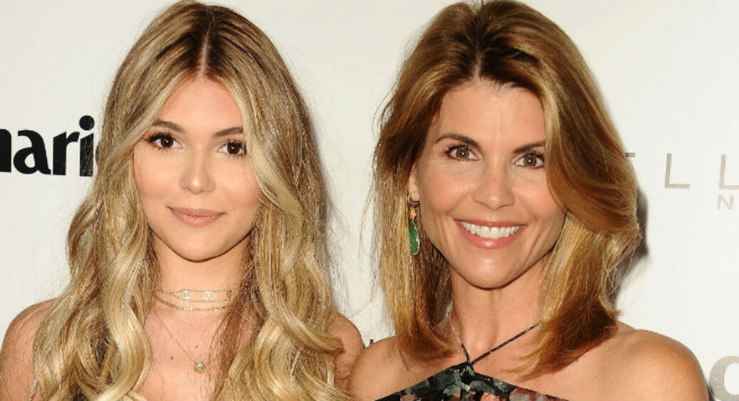 Lori Loughlin’s Daughter ‘Very Upset’ With Parents Following Scandal