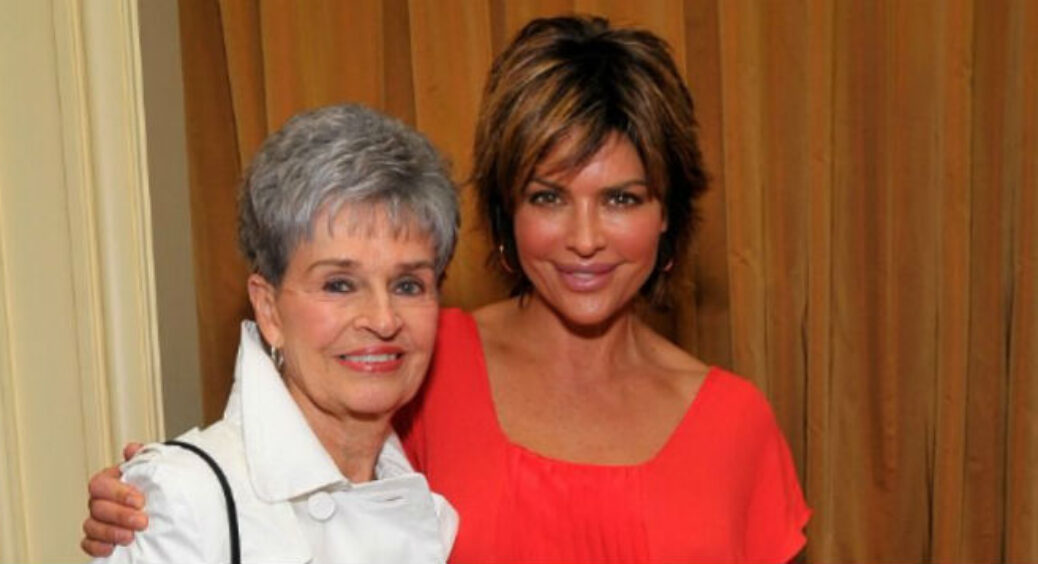 Lisa Rinna Reveals Mom Was Attacked By Serial Killer