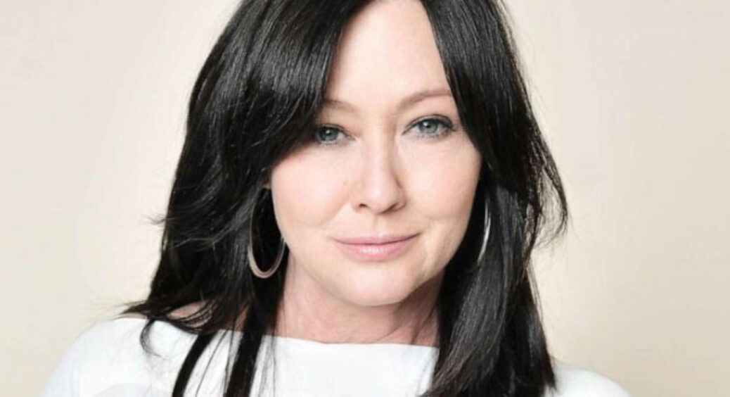 Charmed and Buffy Stars Support Shannen Doherty In Cancer Battle