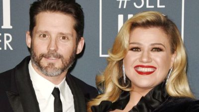 Kelly Clarkson Files for Divorce From Reba McEntire’s Son, Brandon Blackstock