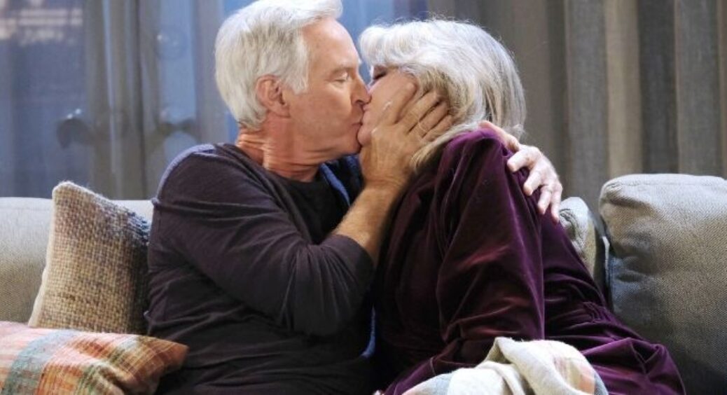 DAYS Spoilers For January 3: Many Salem Couples Ring In The New Year