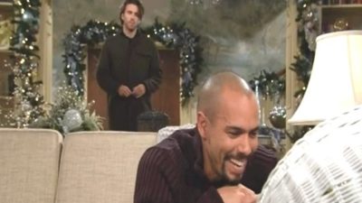 Y&R Spoilers For December 22: Chance Notes Devon’s Bond With His Son