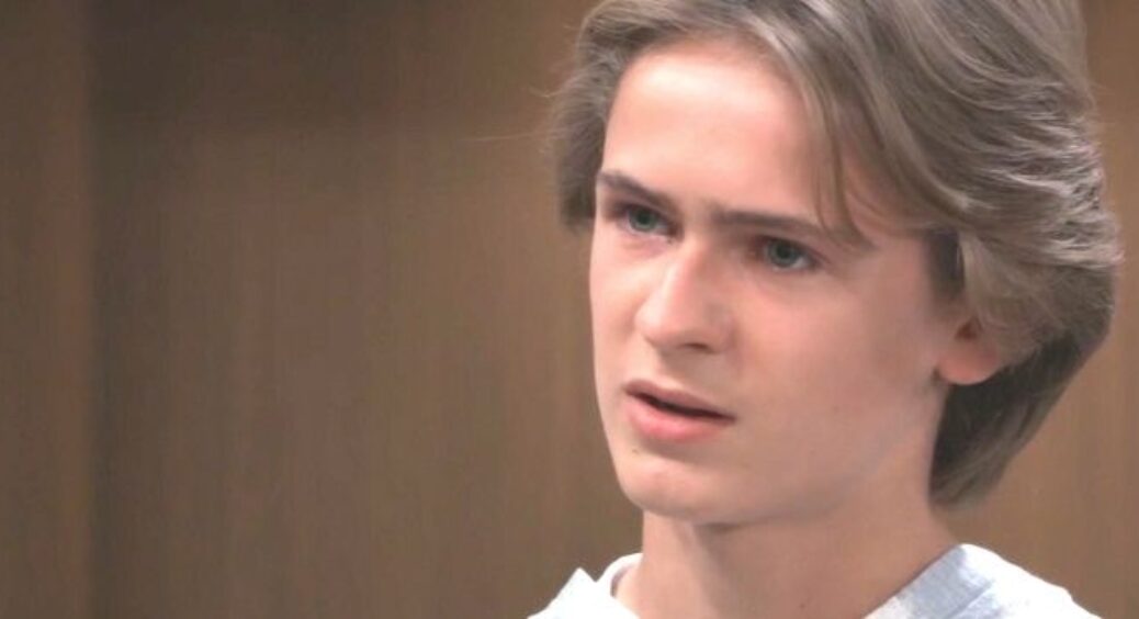 GH Spoilers For March 16: Will Liz Learn What Jake Really Did?