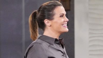 Y&R Spoilers For April 4: Chelsea Lawson Bonds With Rey Rosales