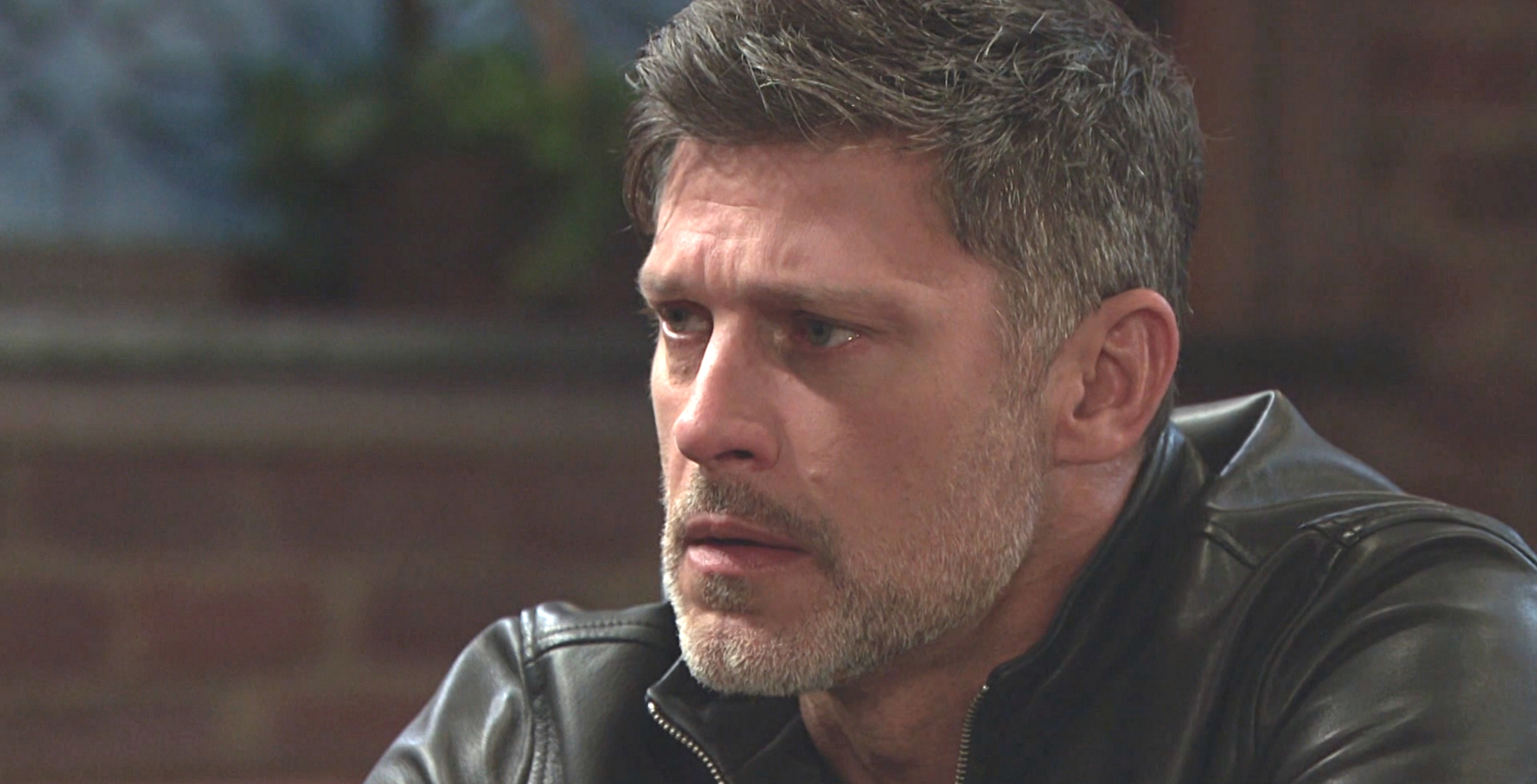 days of our lives recap eric brady sits at the bar very upset and thinking