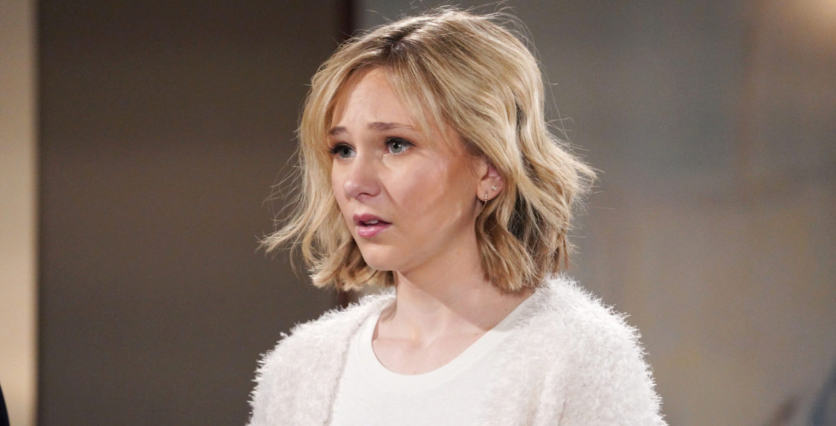 lucy romalotti looks sad on the young and the restless