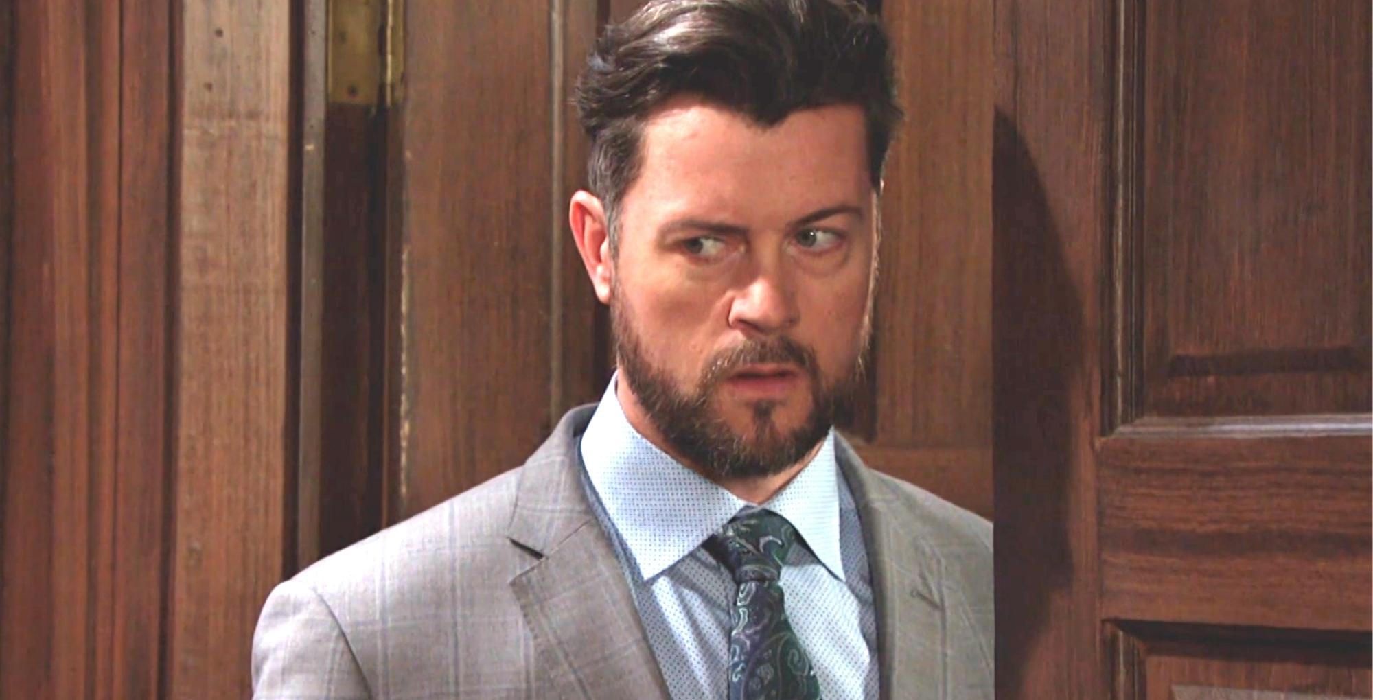 EJ DiMera Overhears Nicole's Telling Phone Call With Eric