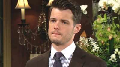 Young and the Restless Spoilers: Kyle Busts Summer With Phyllis
