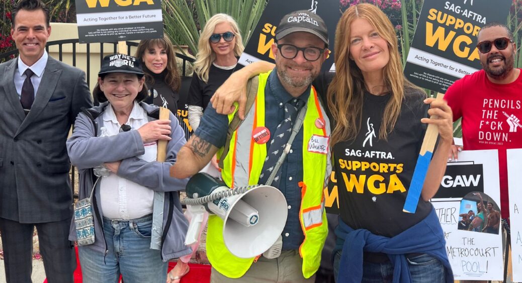 Soap Opera Actors Join WGA Writers on Soap-Themed Picket Line