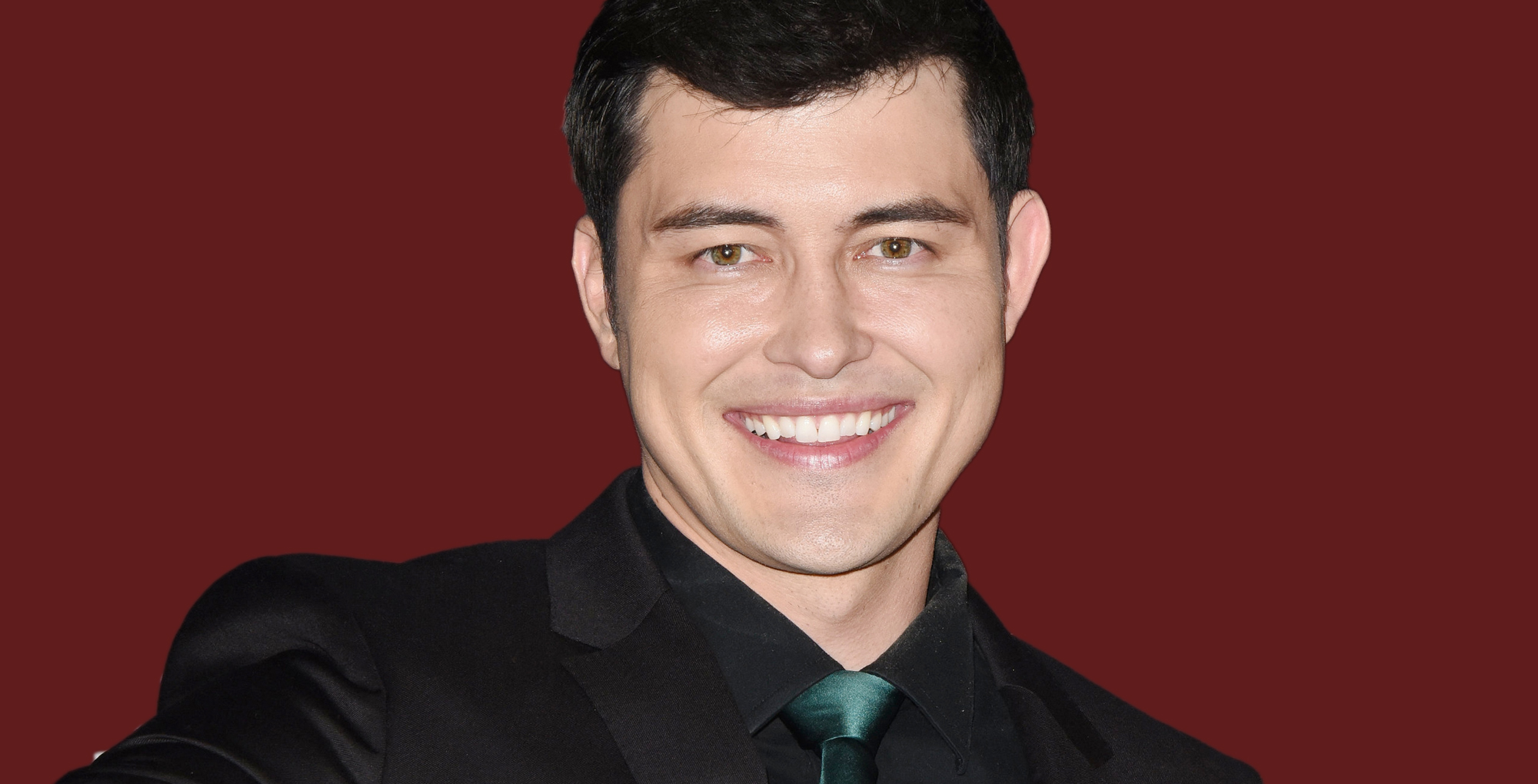 christopher sean plays paul on days of our lives.