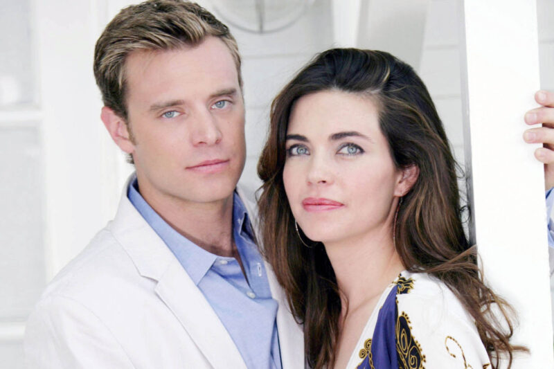 Amelia Heinle Pays Tribute To Former Y&R Husband Billy Miller