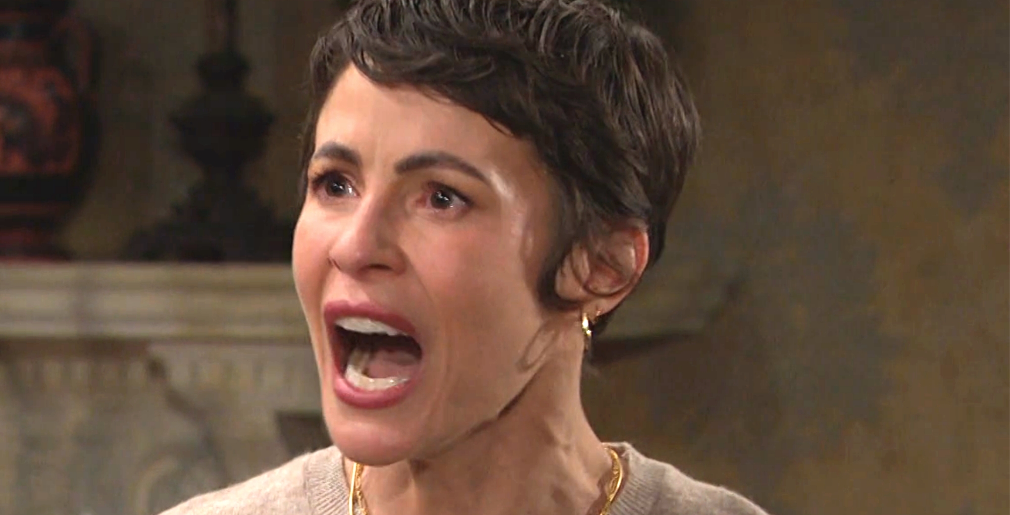 sarah horton is unhinged on days of our lives.