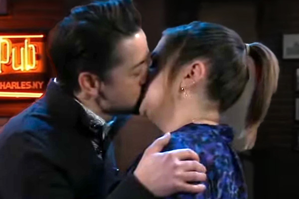 general hospital february 22, 2024, spinelli kissing maxie.