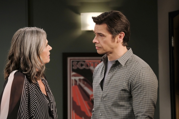 days-spoilers-photos (2)