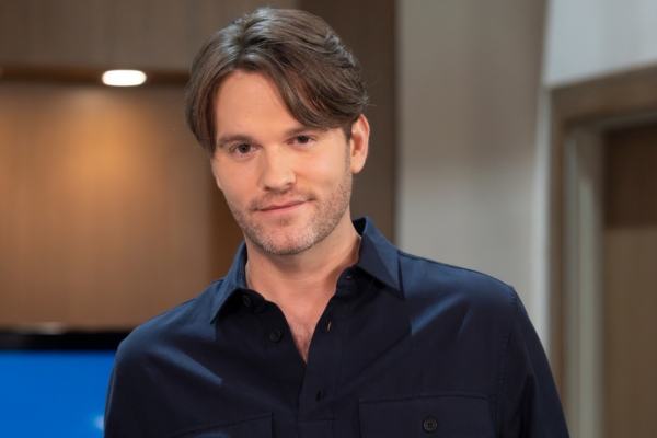 Five fast facts about General Hospital star Van Hansis