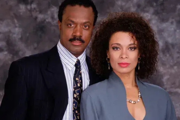 5 Fast Facts About Young and the Restless Star Valarie Pettiford