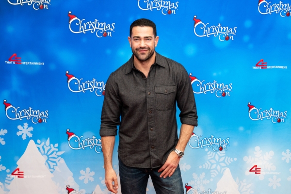 Passions alum Jesse Metcalfe attends That's 4 Entertainment's Christmas Con