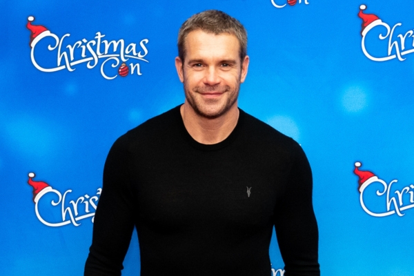 Actor Stephen Huszar attends That's 4 Entertainment's Christmas Con