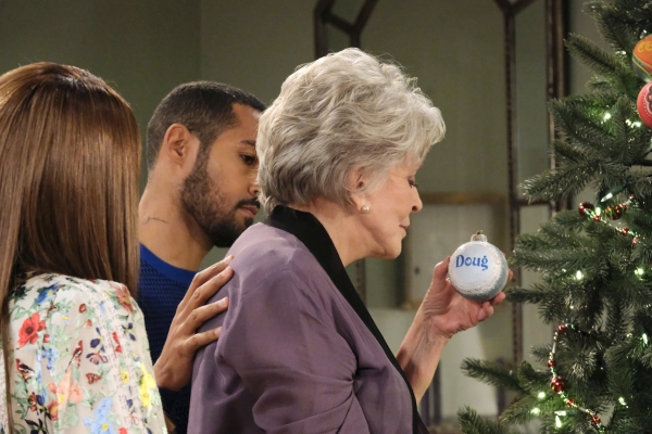 Days of our Lives Spoilers Pics: Horton Ornament Tradition Change